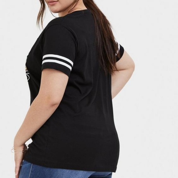 Torrid - Peanuts Charlie Brown & Snoopy Black Football Tee - Picture 2 of 5